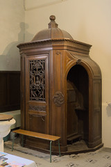 Confessional Box - Photo of Malleville-sur-le-Bec