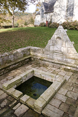 Fontaine de Saint Urlo, Lanvénégen - Photo of Le Saint