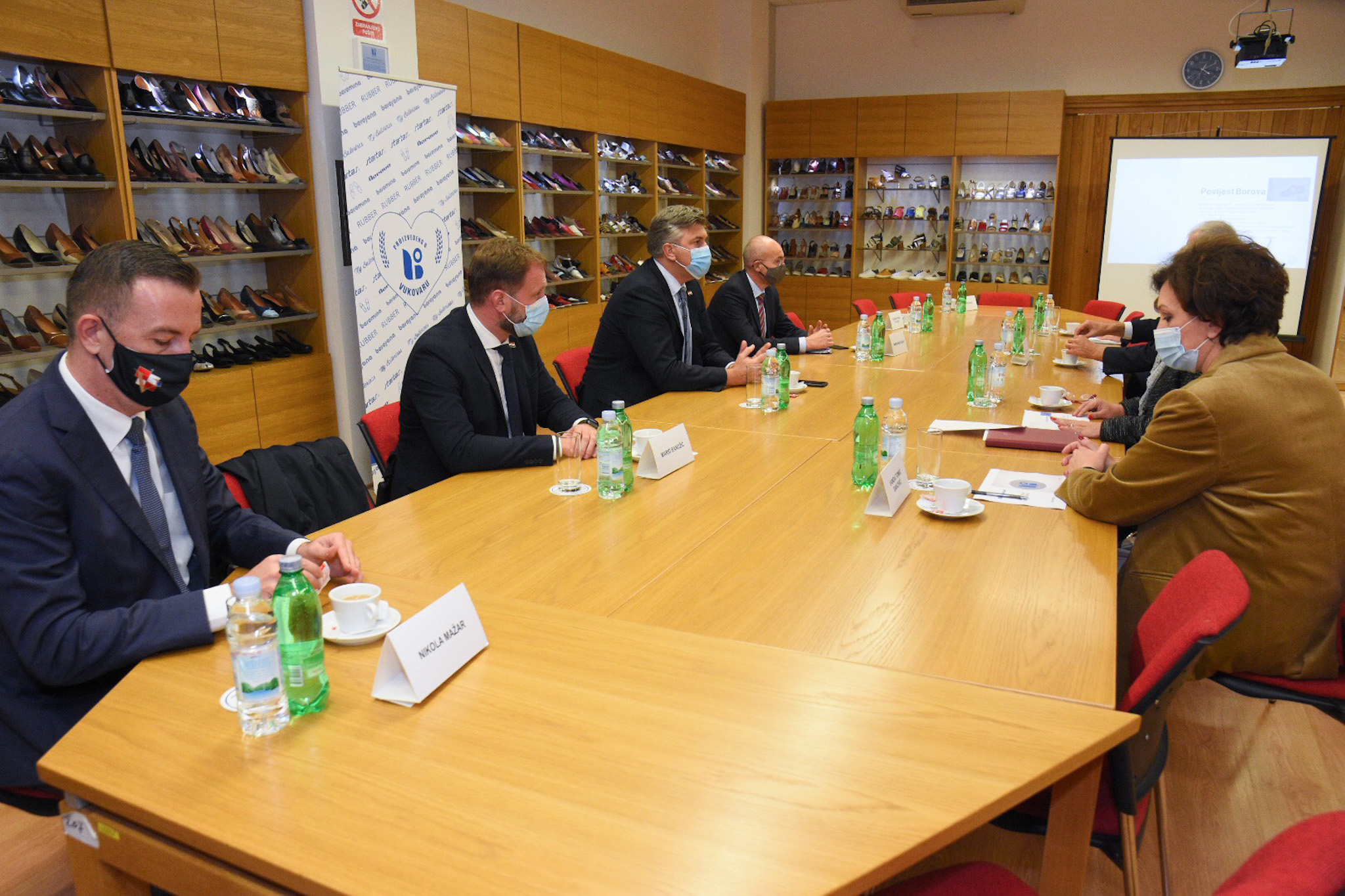 Ministar Banožić s predsjednikom Vlade u Vukovaru
