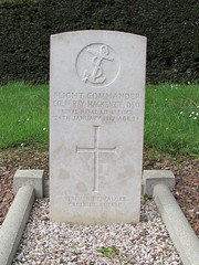 Achiet-le-Grand: Achiet-le-Grand Communal Cemetery (Pas-de-Calais) - Photo of Douchy-lès-Ayette