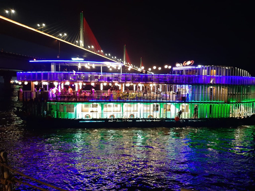 romantic dinner cruise in goa by fernandes panaji services