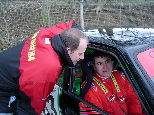 Matt Daly gets advice from Ian Brookfield at Cadwell 2008