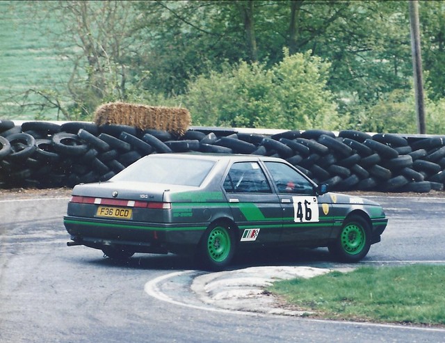 Jane Cheffings at Cadwell hairpin 1994