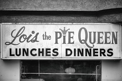 Lois the Pie Queen, Oakland, California