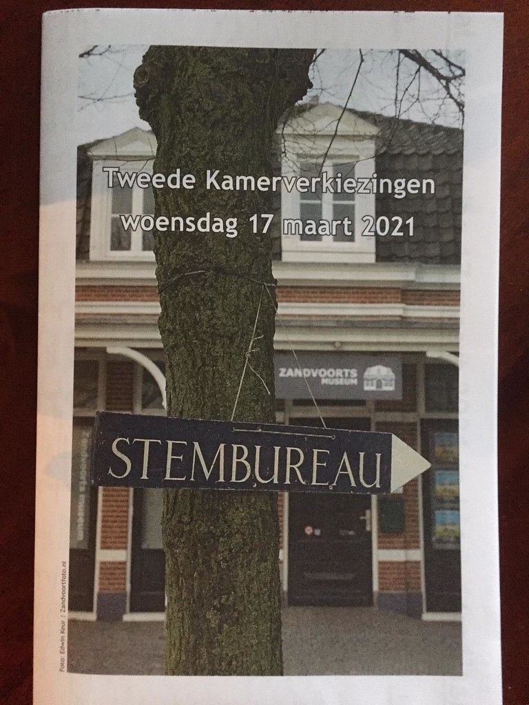 Stembureau folder gemeente Zandvoort 2021 - Beeldbank Drukwerk