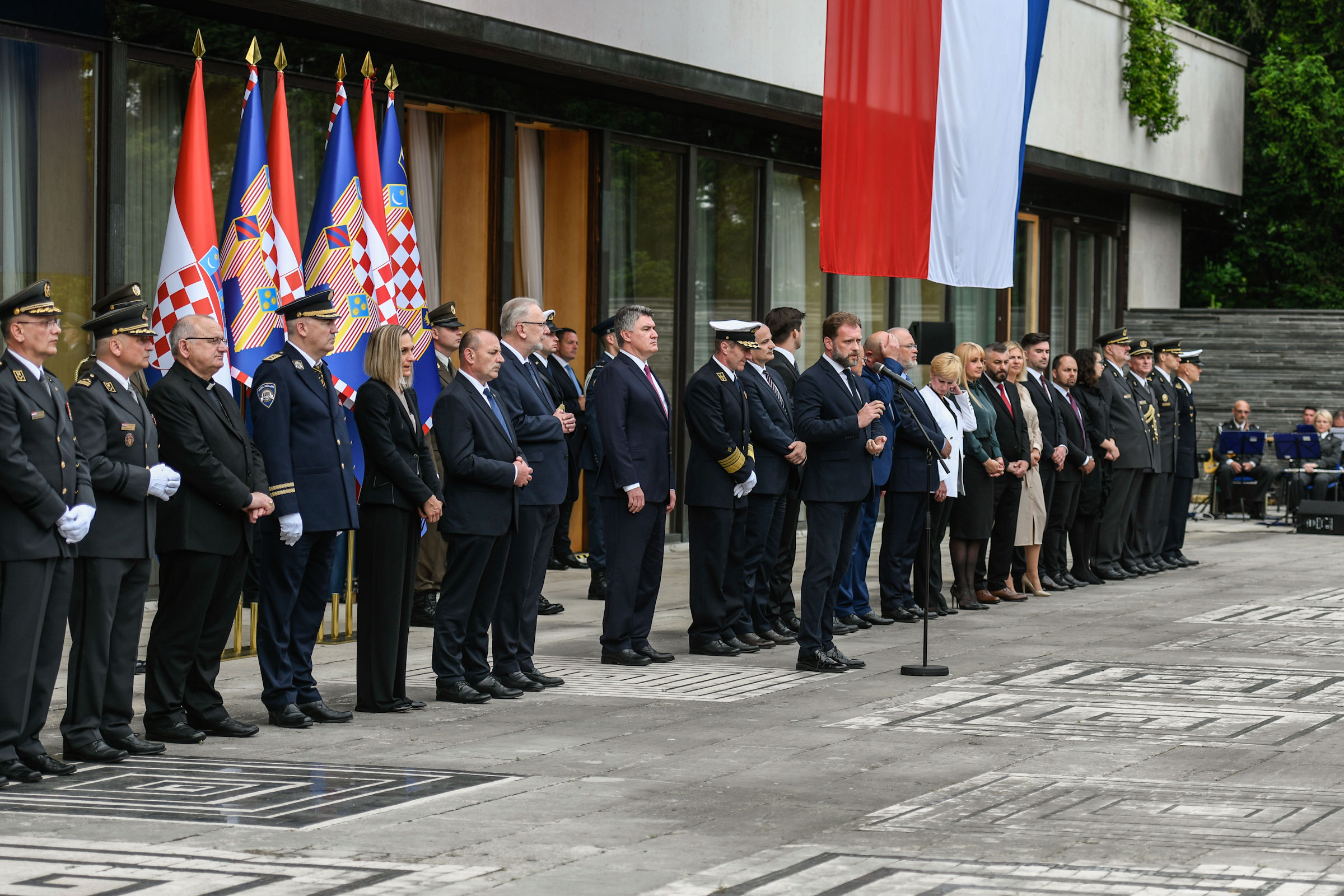 Ministar Banožić i admiral Hranj na prijemu povodom Dana Hrvatske vojske