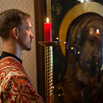 Божественная литургия в домовом храме во имя святых новомучеников и исповедников Церкви Русской при Архиерейской резиденции Ульяновска