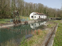 Device for animal rescue in Neste Canal, France
