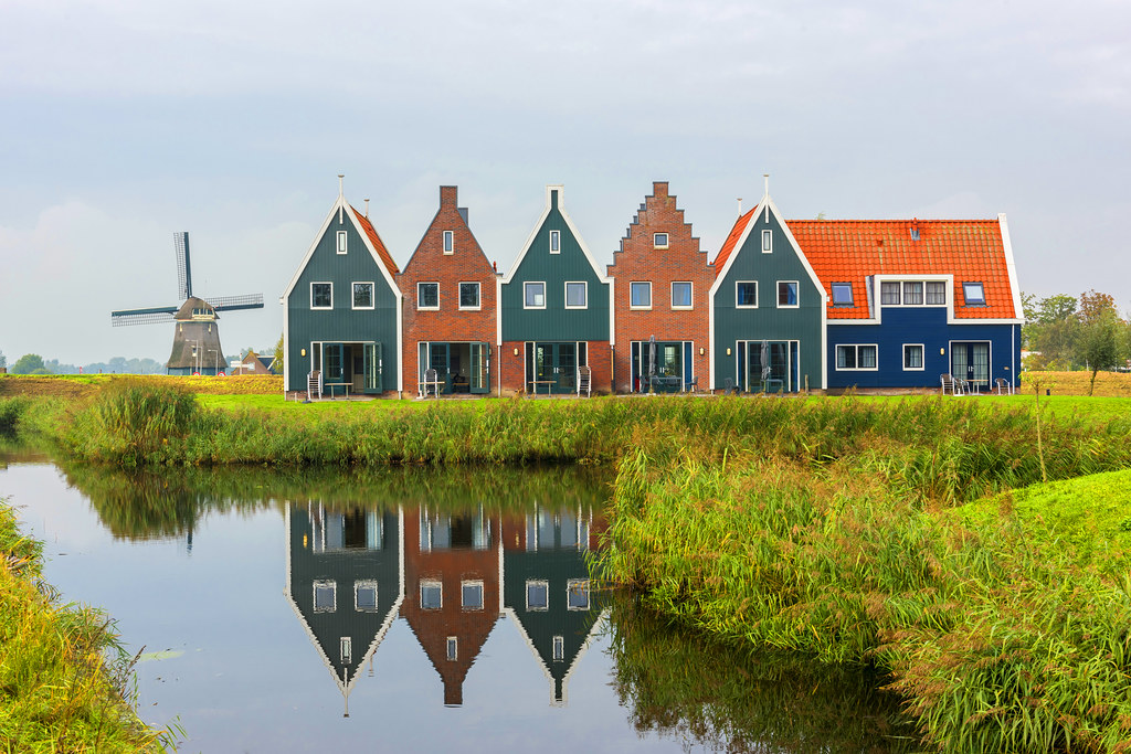 Maisons du parc marin, à Volendam