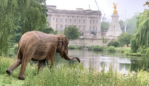 They’re changing the elephant at Buckingham Palace