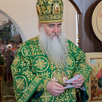 Божественная литургия в храме Святой Живоначальной Троицы г. Новоульяновска