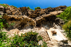 Cotignac: Maisons et grottes troglodytes-02 - Photo of Carcès