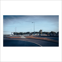 Entre deux…Arrêt sur autoroute / Between two… Highway stop - Photo of La Cheppe