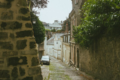 Dude, where's my car? - Photo of Laon