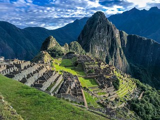 Мачу-Пикчу, всемирно известный город Империи инков, обнаруженный в 1911 году