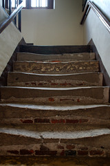 Escaliers usés de l’hôtel de ville - Photo of Nojeon-en-Vexin