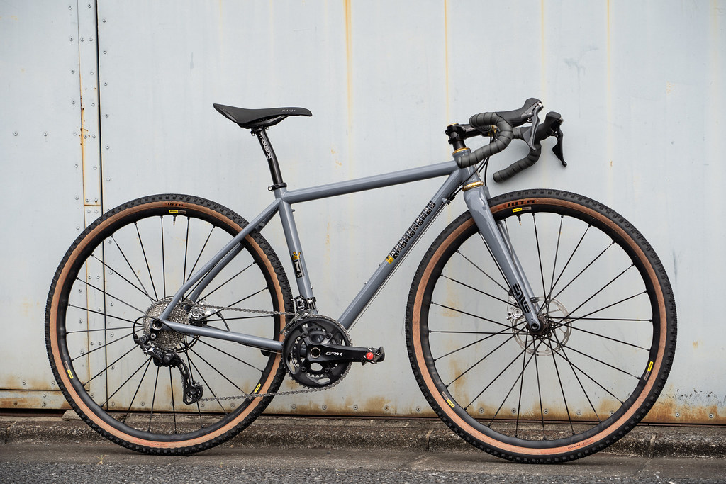 *INDEPENDENT FABRICATION* gravel royal
