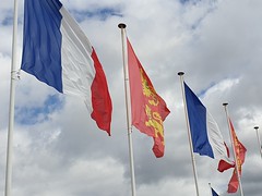 Flags of Normandy and FRance - Photo of Feuguerolles-Bully