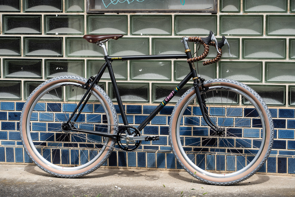 CRUST BIKES* lightning bolt break away / BUILT BY BLUE LUG 