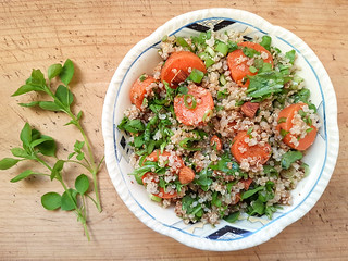 chickweed quinoa salad