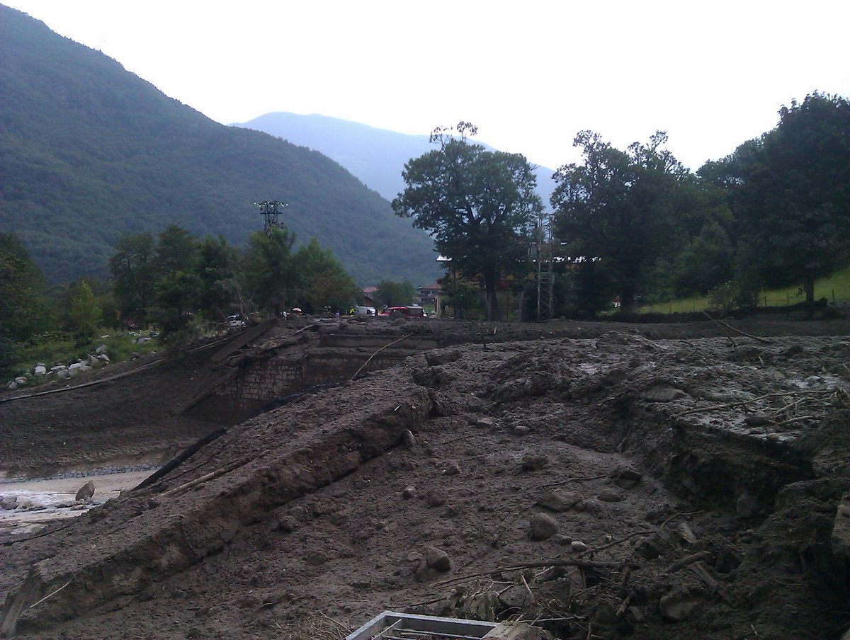 IMAG0802 - 2012 - Alluvione pre-gara - SONICO