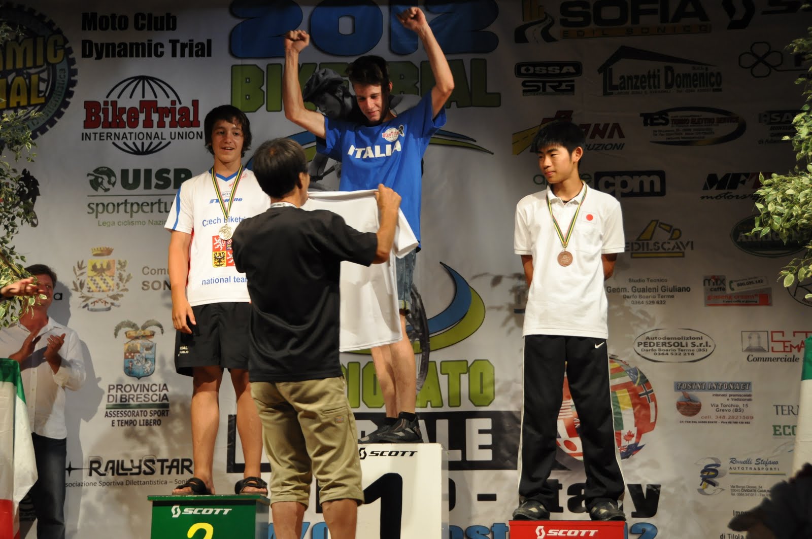 DSC_0495 - 2012 - WBC SONICO Relazione gara