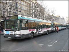 Renault Agora S – RATP (Régie Autonome des Transports Parisiens) / STIF (Syndicat des Transports d-Île-de-France) n°7369 - Photo of Vincennes