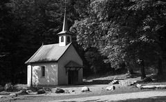 St Nicolas chapel - Photo of Bussang