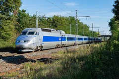 TGV 325 - 22390 Lyon-Guillotière > Paris-Bercy-Conflans - Photo of Lachassagne