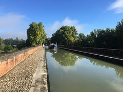 Canal de Garonne - Photo of Lizac