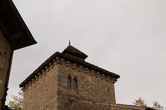 Tour-porte de Sarrant (XIVème siècle)