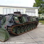 Pionierpanzer 2 A2 Dachs Walkaround