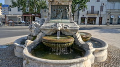 Pretty fountain - Photo of Robion