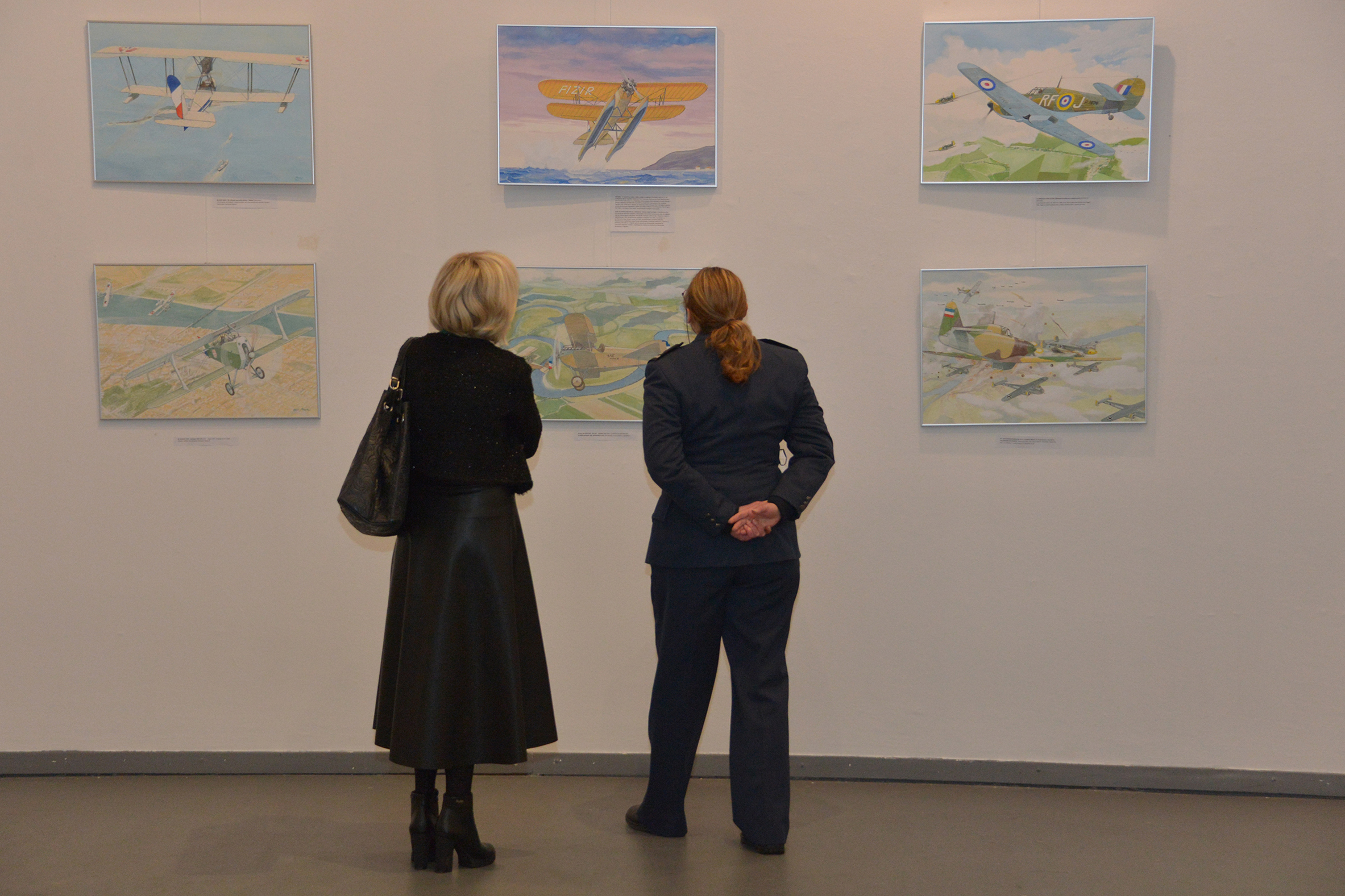 U galeriji 'Zvonimir' otvorena izložba 'Modro nebo'