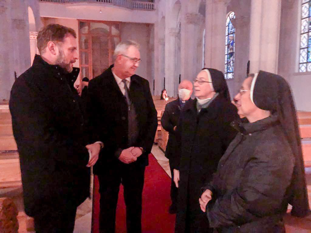 Ministar Banožić na zornici u katedrali sv. Majke Tereze u Prištini