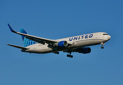 N670UA 767-300 United Airlines