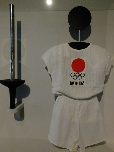 Photo：Torch and Torch Holder (1964) and Women's Torch Relay Uniform (1964) By failing_angel