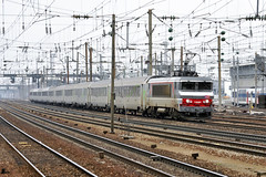 SNCF BB 15061 - Photo of Houilles