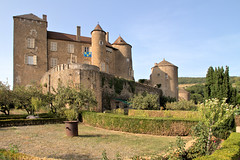 Berzé-le-Châtel - the front of the castle and the gardens