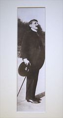 Marcel Proust sur la terrasse du Jeu de Paume (Musée Carnavalet, Paris)