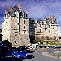 Twingo de château, Durtal - Photo of Baracé