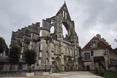 Abadía de Longpont - Photo of Saint-Pierre-Aigle