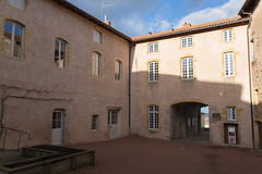 Cour Saint-Charles