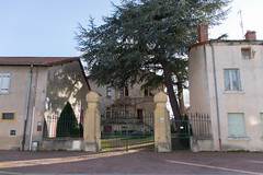Les Meneaux - Photo of La Bénisson-Dieu