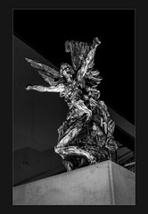 La Défense sculpture at La Seine Musicale, Sèvres, Paris, France - Photo of Boulogne-Billancourt