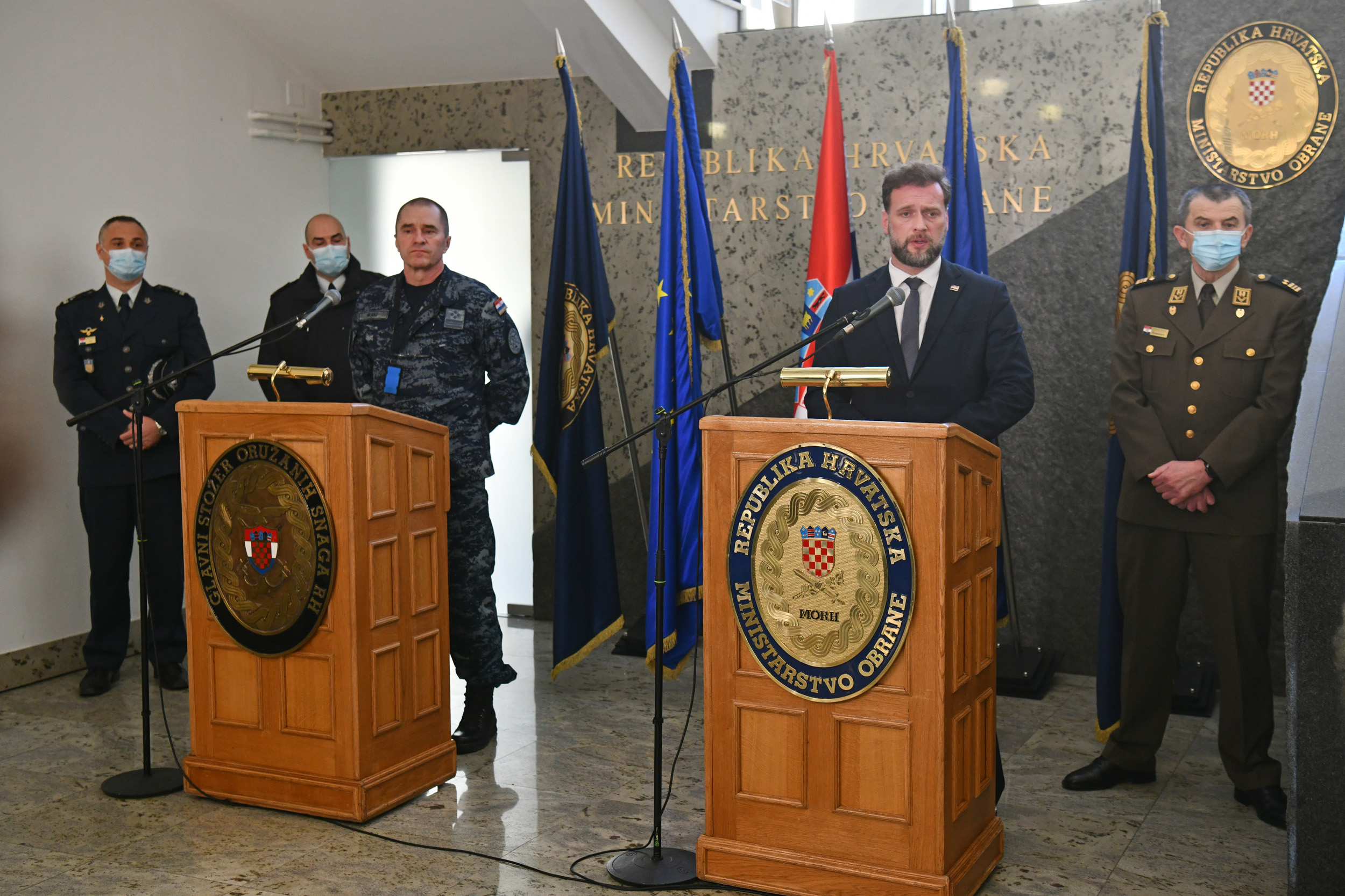 Ministar Banožić i admiral Hranj o padu bespilotne letjelice u Zagrebu