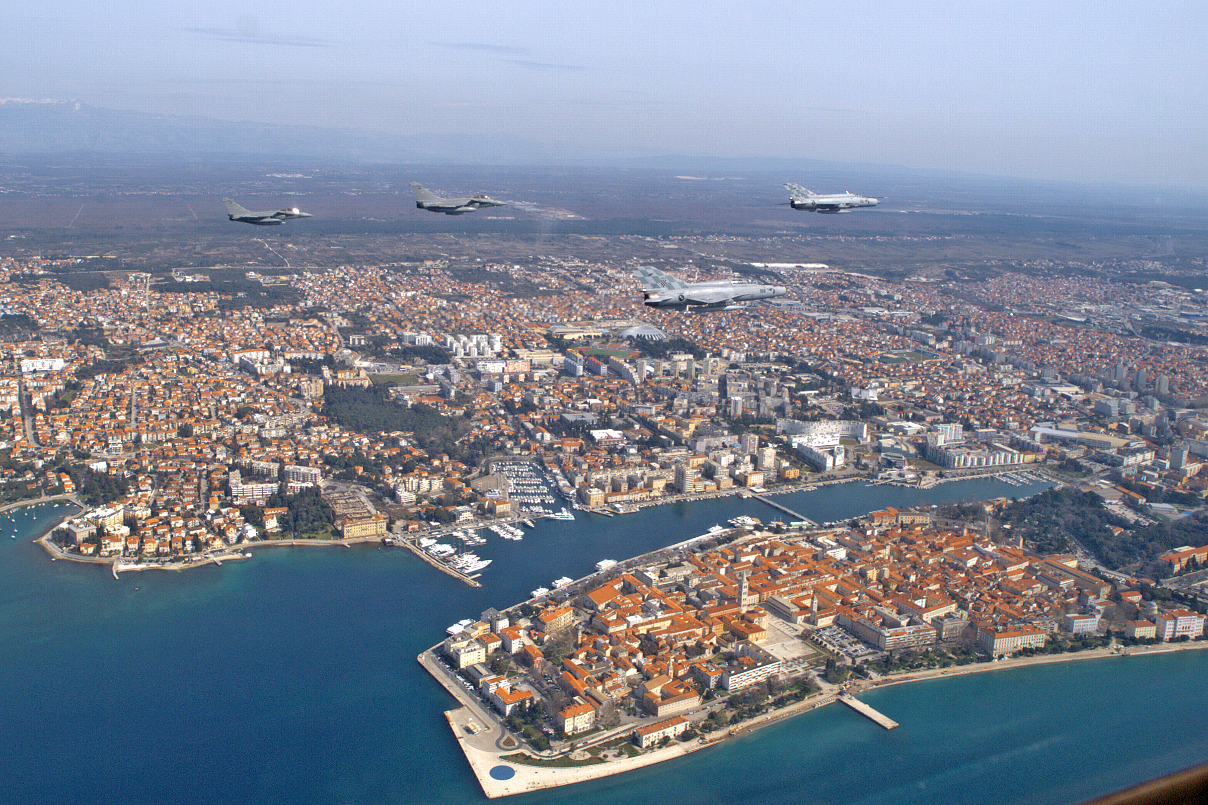 Hrvatski i francuski piloti letjeli iznad Hrvatske
