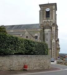 Talmont Saint- Hilaire. L'église Saint-Pierre (TZ10) (2)