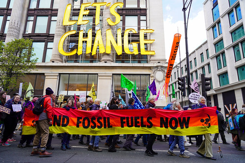 Let's change - End Fossil Fuels now !
