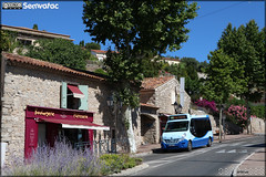 Vehixel M City (Renault Master) – Transdev – Les lignes du Var – Établissement Littoral Cars / Réseau Mistral n°561 - Photo of Bandol